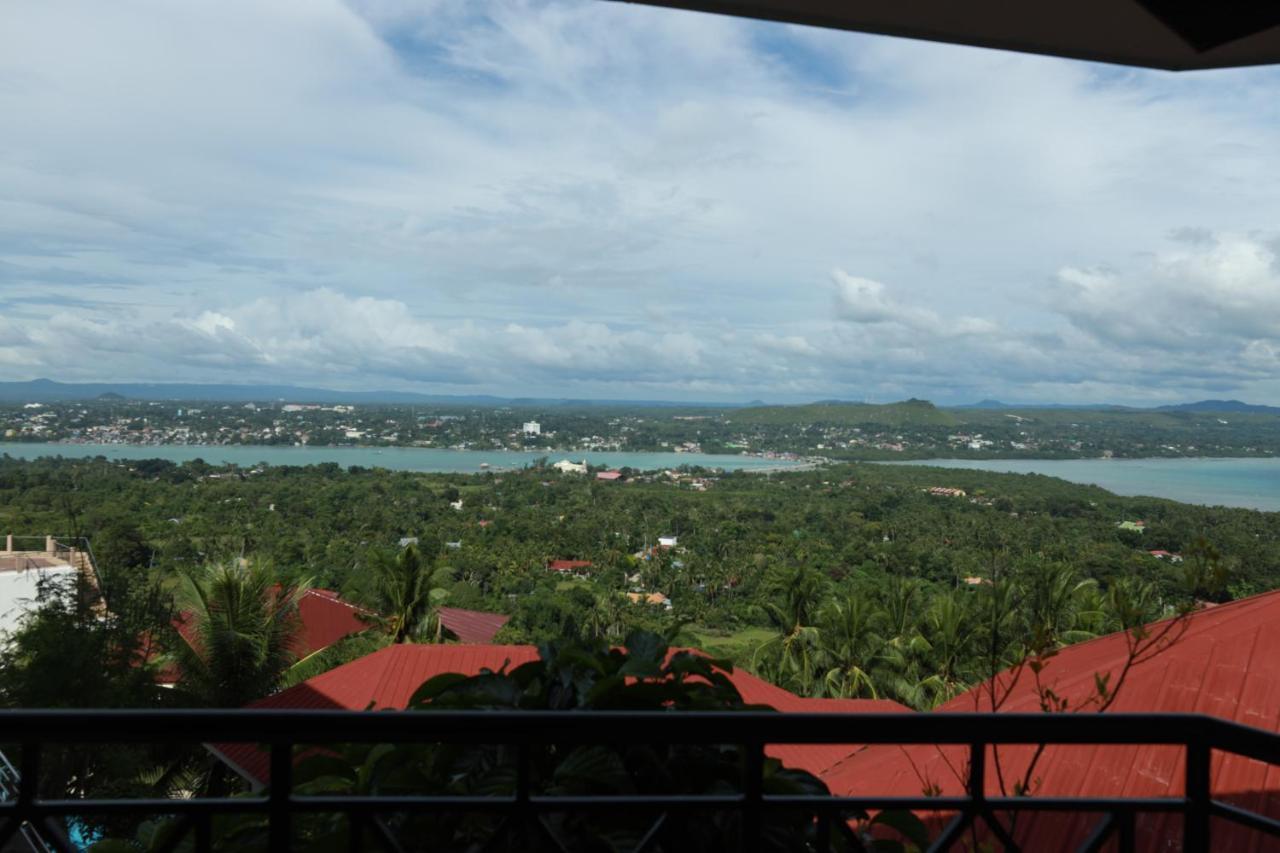 داويس Bohol Plaza Mountain Resort And Restaurant المظهر الخارجي الصورة